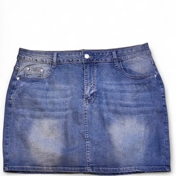 ROMWE Light Blue Denim Skirt - Picture 3 of 6